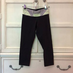 Lulu lemon reversible cropped leggings
